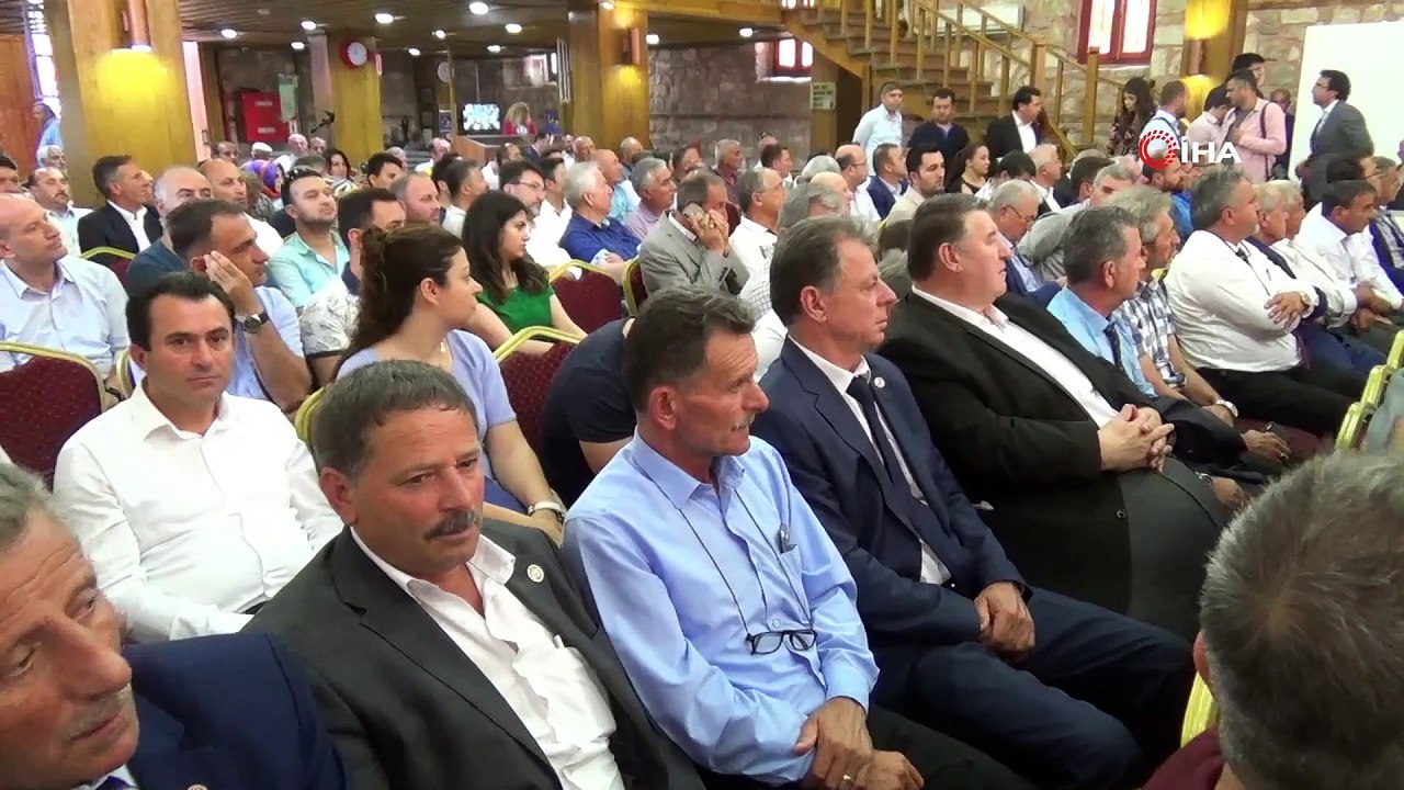 Tarım Bakanı Pakdemirli Silivri'de muhtarlar ve STK'lar ile buluştu