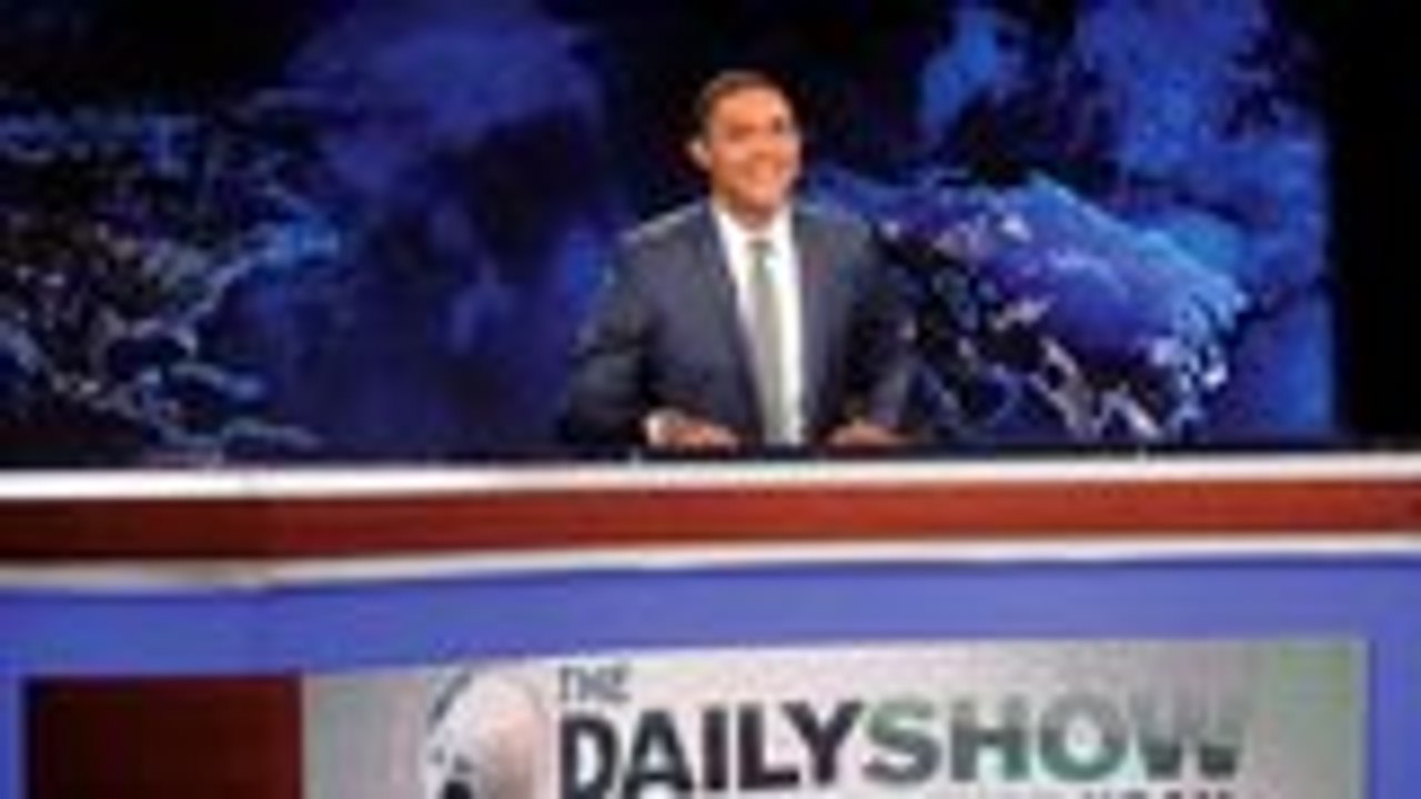 Late-Night Hosts Take On Sarah Huckabee Sanders' White House Departure | THR News