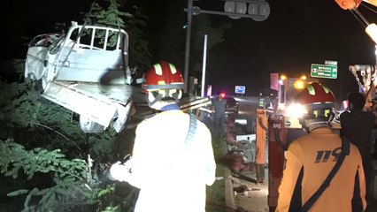 경부고속도로 트럭 추돌...2명 사망 / YTN