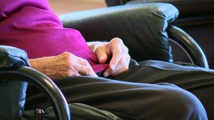 Un guide pour repérer la maltraitance pour les aînés