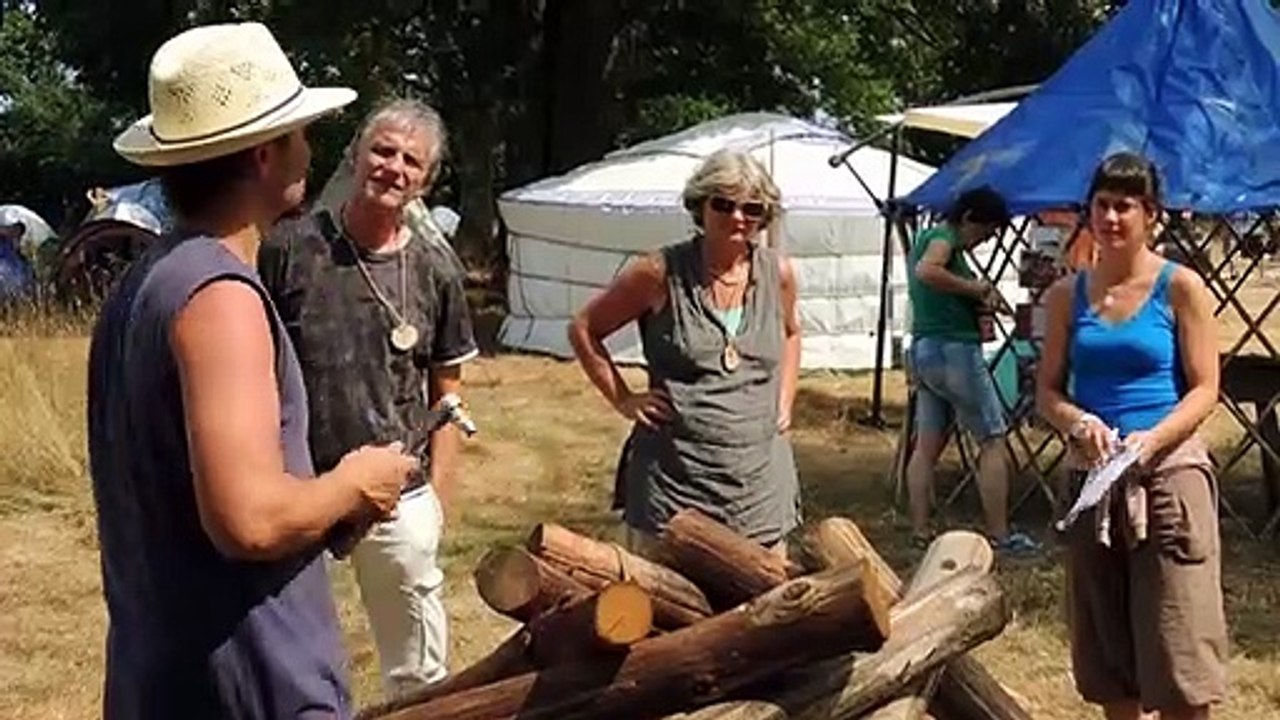 Extrait du film Permaculture, la voie de l'Autonomie - Définition de permaculture