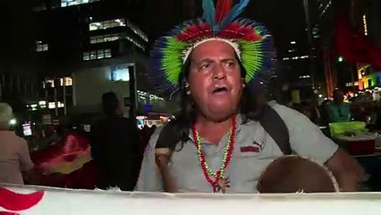 Confrontos com a polícia em SP