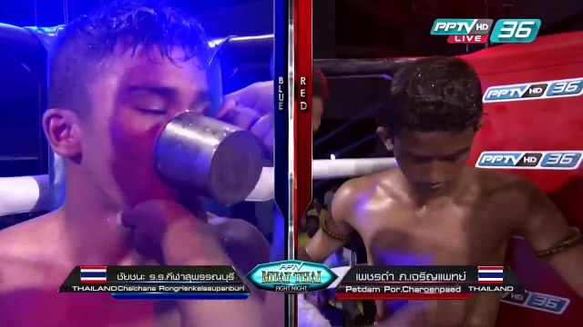เพชรดำ ภ.เจริญแพทย์ Vs ชัยชนะ ร.ร.กีฬาสุพรรณบุรี | PPTV Muay Thai Fight Night | 4 มิถุนายน 2559