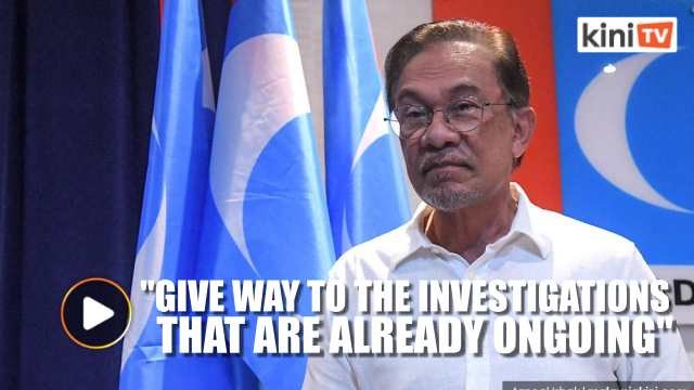 Anwar: There is no need to pressure Azmin to go on leave