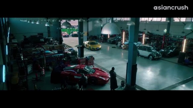 Old school Chinese gangsters vs. rich kid thugs | Clip from 'Mr. Six' starring Kris Wu