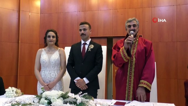 32 bin nikahın ardından kendi kızının nikahını da kıydı