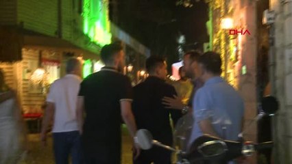 SPOR Milli futbolcular Cengiz ve Çağlar, Çeşme'de eğlendi