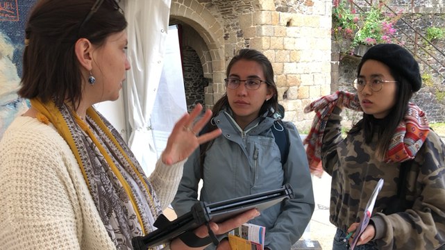 Réalité augmentée : première expérience pour les visiteurs du château de Fougères