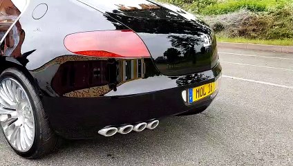 Dix Bugatti de légende à la Cité de l'auto