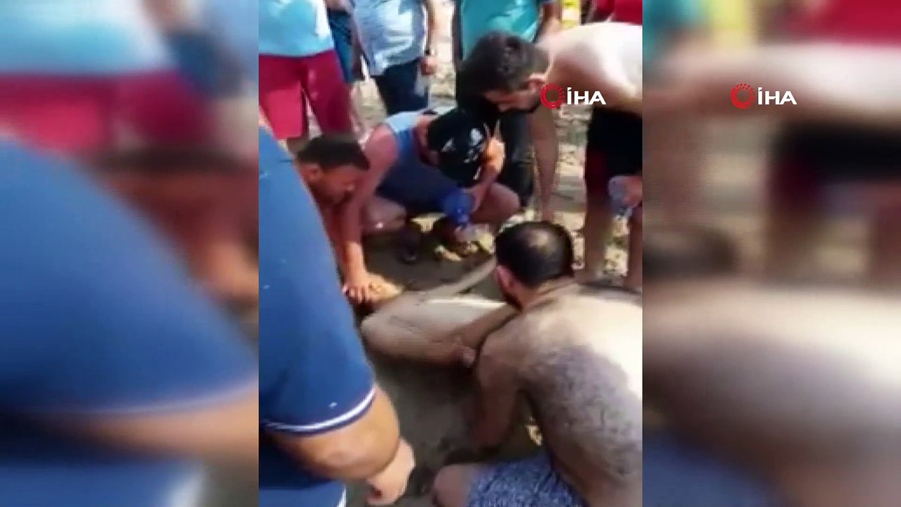 Davutlar Sevgi Plajı’nda boğulan bir kişi hastanede hayata döndürüldü