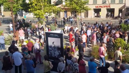 L’exposition Johnny Hallyday inaugurée en musique à Saint-Tropez