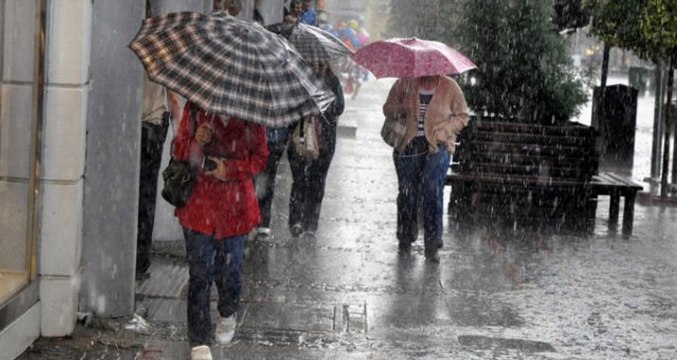 Meteoroloji'den vatandaşlara sağanak yağış uyarısı! Şiddetli şekilde geliyor