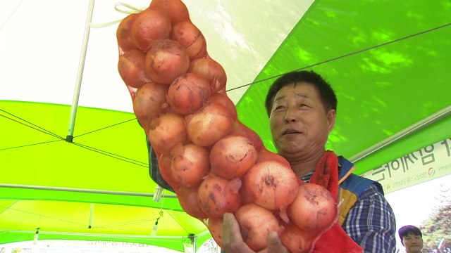 판로 열어 농민 돕자! 도시·농촌 상생 '직거래 장터' / YTN