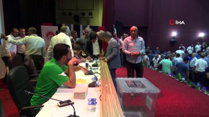 Elazığ ASKF’de başkan Mustafa Gür oldu