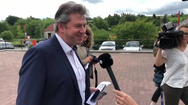 La Meuse-Luxembourg - réactions de Yves Evrard au bureau de vote