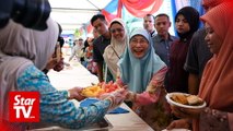 Wan Azizah sympathises with Azmin's family
