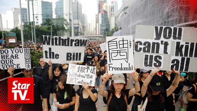 'Sea of black' Hong Kong protesters demand leader step down
