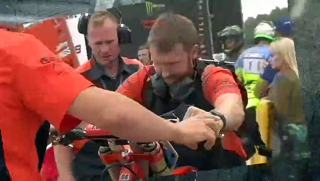 Herlings crash MXGP Race 1 sighting lap - MXGP of Latvia 2019