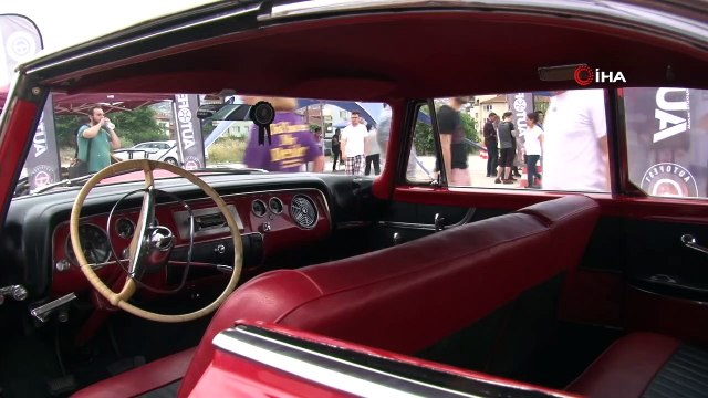 - Otomobil tutkunları bu festivalde buluştu- Klasik otomobillerden, ralli araçlarına yüzlerce araç vatandaşların ziyaretine açıldı- Festivalde klasik otomobiller vatandaşlardan yoğun ilgi gördü