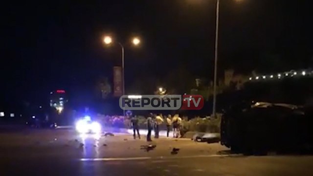 Report TV - Shpejtësia u merr jetën 3 anëtarëve të familjes Bibaj! Ditëlindja kthehet në tragjedi