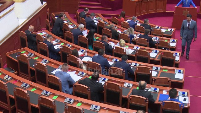 Gati firmat per shkarkimin e Metes