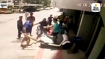 વેસુમાં ઇન્કમટેક્ષ ટેક્ષ અધિકારી દ્વારા ક્રિકેટ રમતા બે યુવકને માર મર્યો