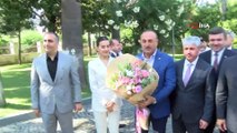 - Bakan Çavuşoğlu: 'ABD'nin dayatmalarına kabul etmiyoruz'- Dışişleri Bakanı Mevlüt Çavuşoğlu, Dışişleri Bakanlığı Hatay Temsilciliğinin açılışına katıldı- Çavuşoğlu: 'Rejimin saldırılarını tolere edemeyiz, herkes haddini bilsin'