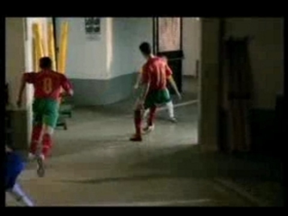 Pub Nike Football Euro 2004