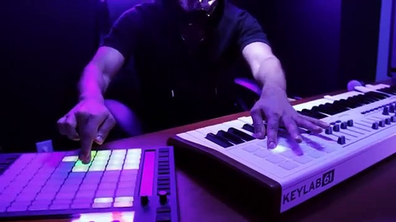 Sickick - Epic Sean Paul Mashup (Live)