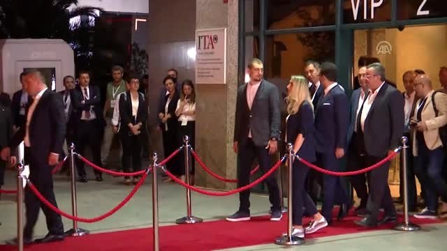 İmamoğlu, Lütfü Kırdar Kongre Merkezi'nden ayrıldı