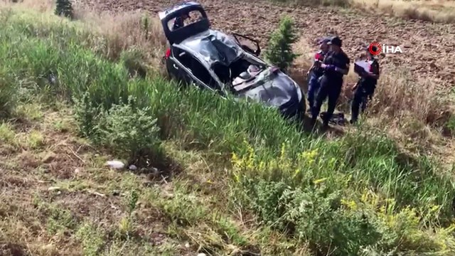 Kontrolden çıkan otomobil takla atıp şarampole yuvarlandı: 2'si ağır, 6 yaralı