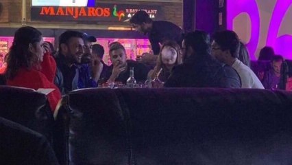 WC 2019 India vs Pakistan: Sania Mirza, Shoaib Malik's video at bar goes viral|वनइंडिया हिंदी