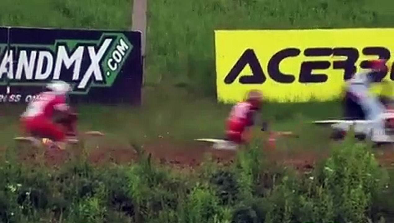 MXGP - Cairoli, che sfortuna. Cade e si fa male al braccio destro