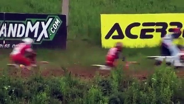 MXGP - Cairoli, che sfortuna. Cade e si fa male al braccio destro