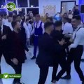 Trabzonsporlu futbolcular Uğurcan Çakı'ın düğününde böyle eğlendi