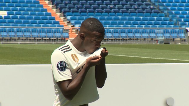 El Real Madrid presenta al nuevo jugador Vinicius Junior