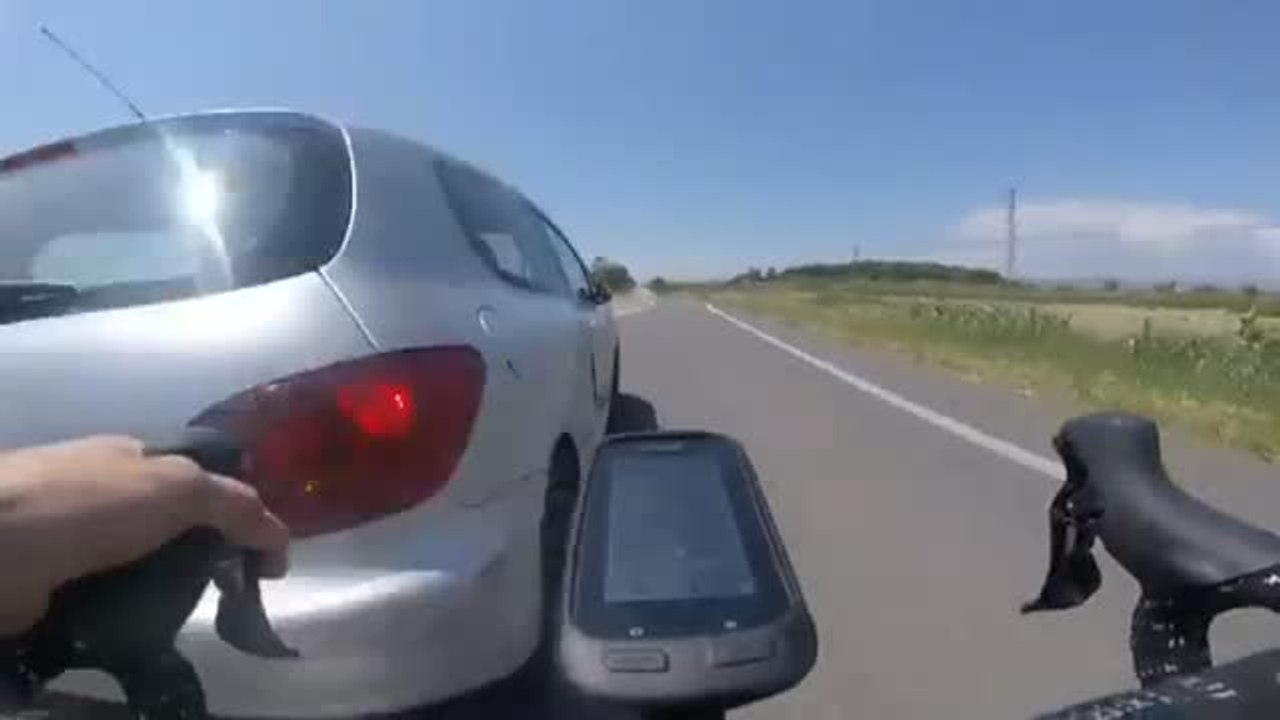 Condenado a 6 meses de cárcel por adelantar temerariamente a un ciclista