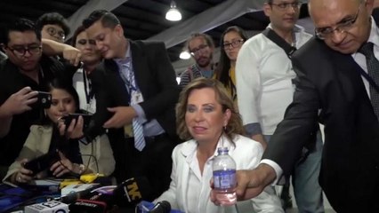 Torres gana la primera vuelta presidencial en Guatemala