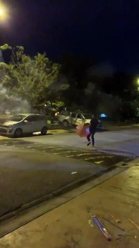 Ils se tirent dessus avec des feux d'artifice