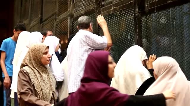 (ARŞİV) Muhammed Mursi hayatını kaybetti