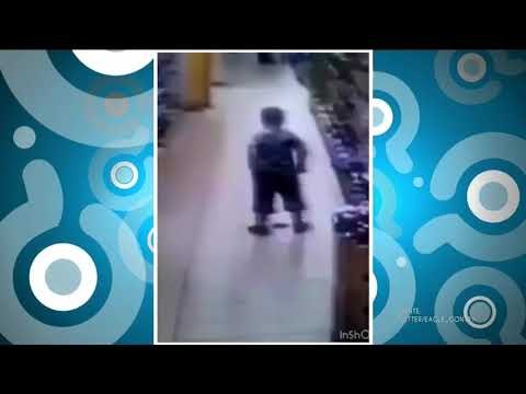 Fantasma lanza ectoplasma en centro comercial | Qué Importa