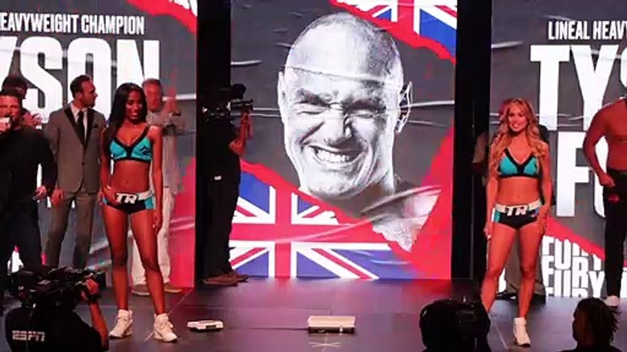 'I'LL KNOCK YOU OUT IN 1 ROUND' - TYSON FURY v TOM SCHWARZ GO AT IT   *FULL WEIGH-IN VIDEO*