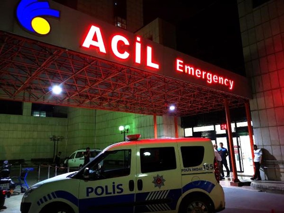 Balkonda silahlı saldırıya uğrayan AK Parti meclis üyesi hayatını kaybetti