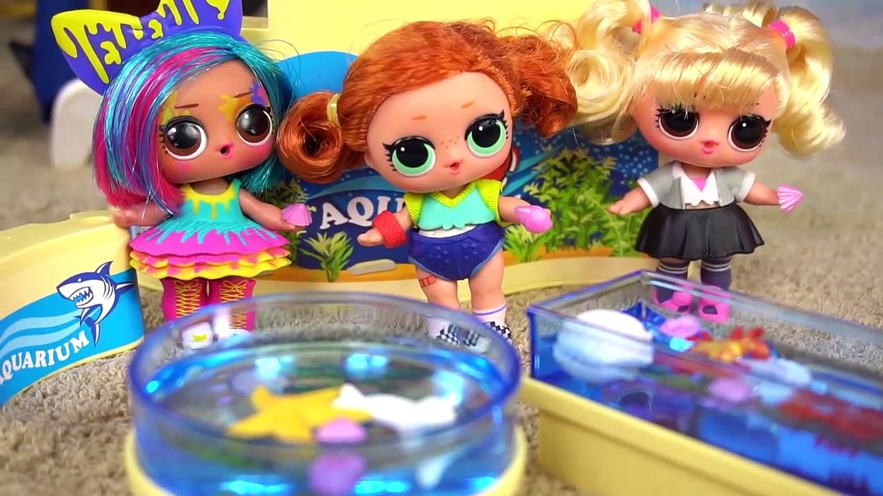 Barbie Doll LOL Family Travel Routine in Pink B...