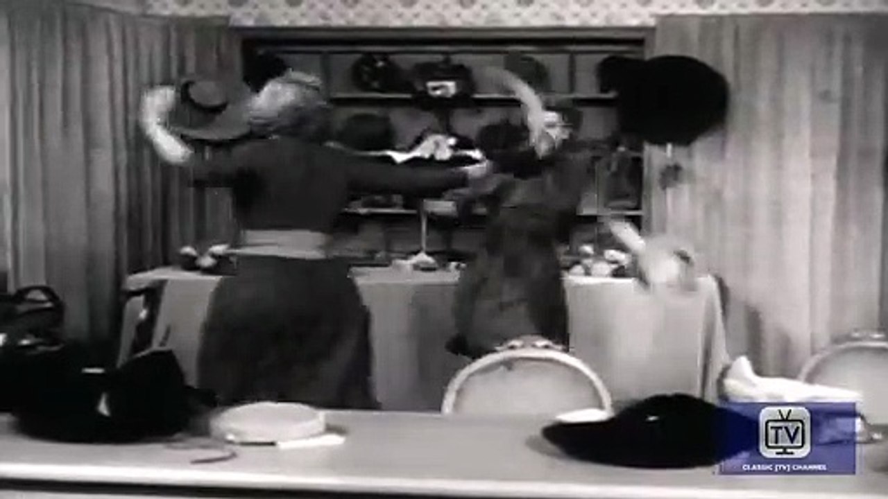 I Married Joan - Season 1 - Episode 12 - Acrobats