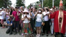 Dolmabahçe Sarayı’nda mehter konserine turistlerden yoğun ilgi