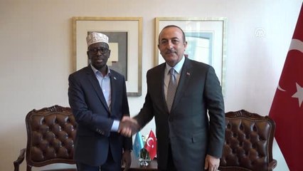 Çavuşoğlu, Somali Eski Cumhurbaşkanı Sheikh Sharif Sheikh Ahmed ile görüştü