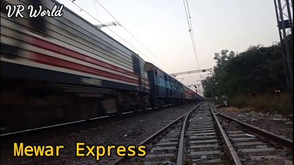 Evening Blast - Mewar Express _ Gatimaan Express Passing Okhla