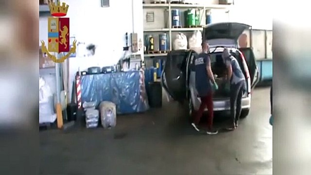 Reggio Emilia - Auto imbottita di droga sequestrati 130 chili di marijuana (18.06.19)
