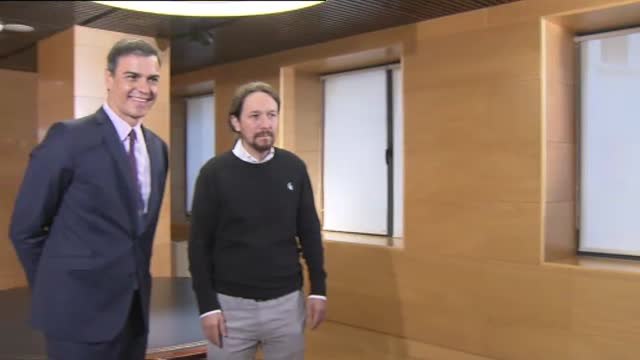 Sánchez se reúne con Pablo Iglesias